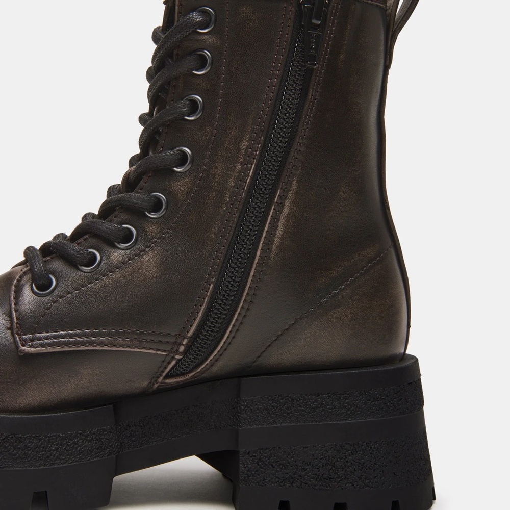 Steve Madden Rascal Combat Boots, Size 9 - Picture 3 of 12